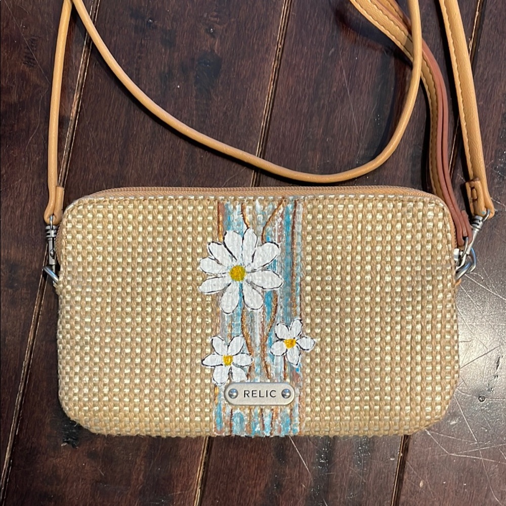 Relic Hand-Painted Woven Fabric Crossbody Purse Wristlet